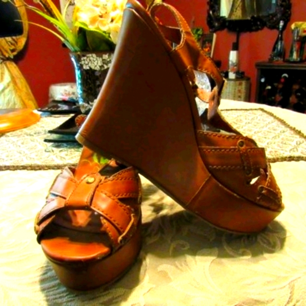 🤎 (Reduced-Flawed) Vtg 90's Dark Tan Leather Mega Platform Sandal - Size 7.5M